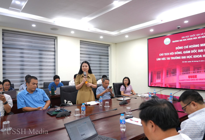Phó Giáo sư, Tiến sĩ Trịnh Thị Linh – Trưởng khoa Tâm lý học, Trường Đại học Khoa học Xã hội và Nhân văn phát biểu. Phó Giáo sư, Tiến sĩ Trịnh Thị Linh – Trưởng khoa Tâm lý học, Trường Đại học Khoa học Xã hội và Nhân văn phát biểu.