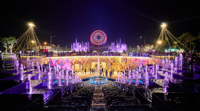 Show nhạc nước tại Quảng trường Công viên Lễ hội thuộc Khu đô thị Sun Urban City. nhac-nuoc-ha-nam-1.jpg