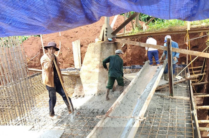 Dự án đường dây 220kV Pleiku 2 - Krông Buk mạch 2 hiện đang gặp nhiều vướng mắc mặt bằng. Dự án đường dây 220kV Pleiku 2 - Krông Buk mạch 2 hiện đang gặp nhiều vướng mắc mặt bằng.