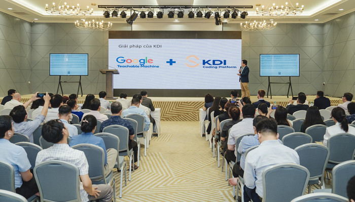 KDI Education là một trong những đơn vị tiên phong chuyển đổi số giáo dục tại Việt Nam. dsc07773-copy.jpg