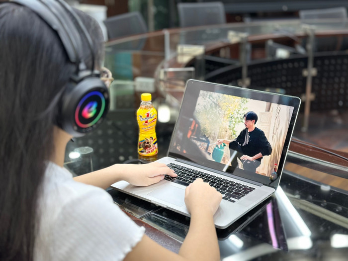 Nhiều người trẻ chọn cách tiếp năng lượng với Number 1 để vượt qua thử thách trong việc, giữ vững đam mê, trở thành phiên bản tốt hơn của chính mình. 1-1.jpg