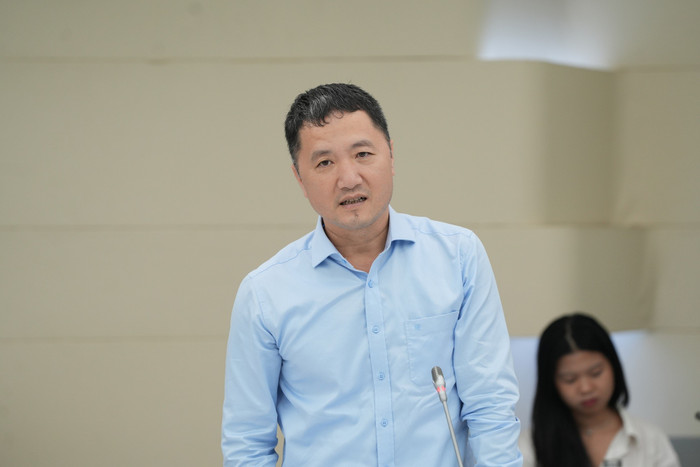 Ông Bùi Văn Mạnh - Giám đốc Sở Du lịch Ninh Bình phát biểu tại lễ ký kết. vna4.jpg