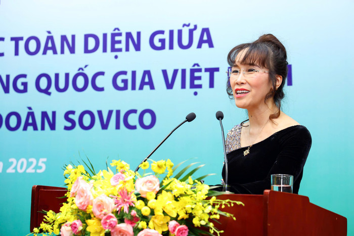 Chủ tịch Hội đồng quản trị SOVICO Nguyễn Thị Phương Thảo mong muốn hai Tập đoàn hợp tác chặt chẽ, hiệu quả, xây dựng và phát huy nền văn hoá doanh nghiệp dân tộc Việt Nam, trở thành hình mẫu hợp tác giữa doanh nghiệp nhà nước và tư nhân trong vai trò phát triển kinh tế. anh-5-3.jpg