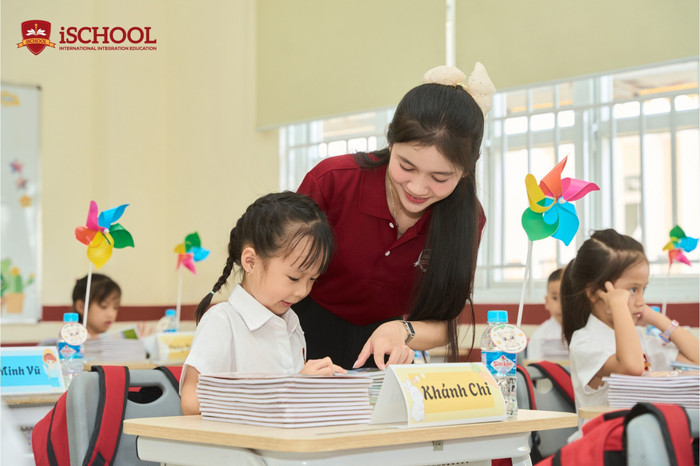 iSchool là ngôi trường ươm mầm tài năng trẻ. ischool-la-ngoi-truong-uom-mam-tai-nang-tre.jpg