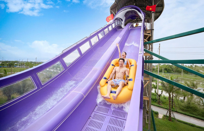 Công viên nước Sun World Ha Nam được chia thành 7 phân khu đem đến nhiều trải nghiệm thú vị cho du khách. sun-world-ha-nam-3.jpg