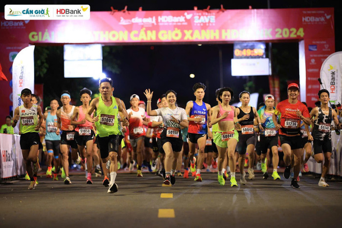 Đường đua xanh là nơi hội tụ quen thuộc của hơn 3.000 runners trong nước và quốc tế nhiều năm qua. hinh-8-duong-dua-xanh-la-noi-hoi-tu-quen-thuoc-cua-hon-3000-runners-trong-nuoc-va-quoc-te-nhieu-nam-qua.jpg