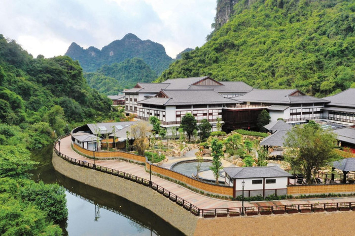 Khu nghỉ dưỡng suối khoáng nóng Yoko Onsen Quang Hanh ưu đãi tới 20% phí dịch vụ cho chủ thẻ NCB Visa. Khu nghỉ dưỡng suối khoáng nóng Yoko Onsen Quang Hanh ưu đãi tới 20% phí dịch vụ cho chủ thẻ NCB Visa.