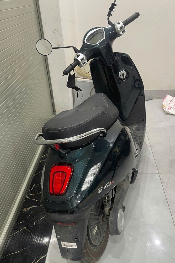 Chiếc Evo Neo được chị Lệ Hằng mua trong “một nốt nhạc” để thay thế chiếc xe xăng cũ (Ảnh: NVCC). 1-11.jpg