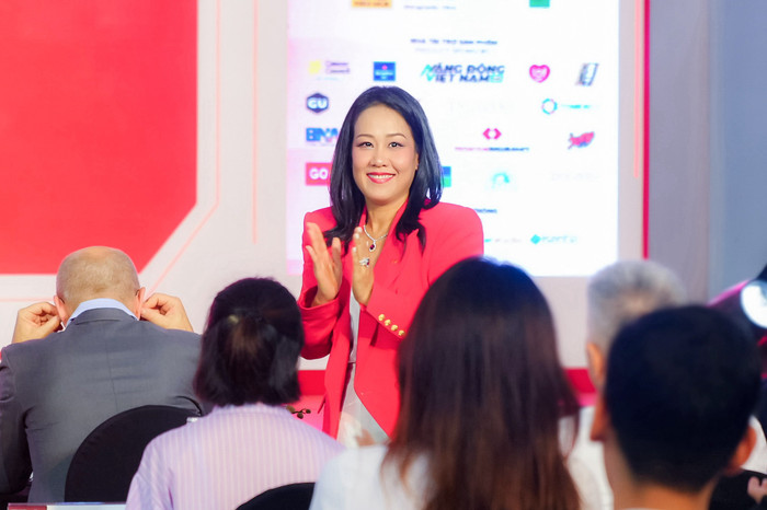 Bà Thái Minh Diễm Tú - Giám đốc Khối Tiếp thị, Ngân hàng Techcombank tại sự kiện. ba-thai-minh-diem-tu-giam-doc-khoi-tiep-thi-ngan-hang-techcombank-tai-su-kien.jpg