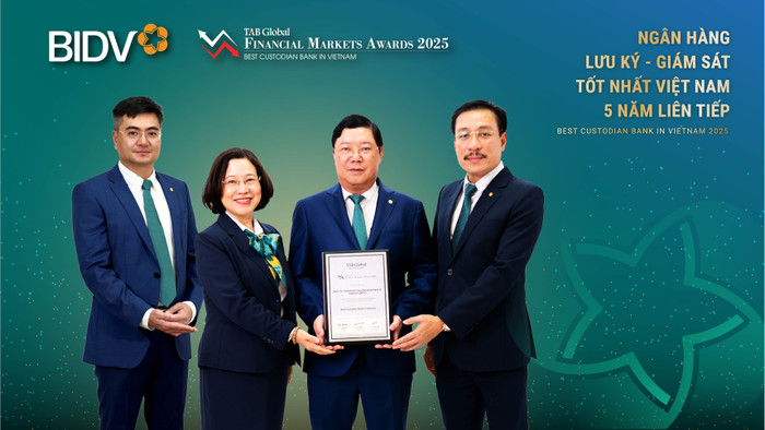 Ngân hàng Thương mại Cổ phần Đầu tư và Phát triển Việt Nam (BIDV) đã được vinh danh với giải thưởng “Best Custodian Bank in Vietnam 2025”. dai-dien-bidv-nhan-giai-thuong.jpg
