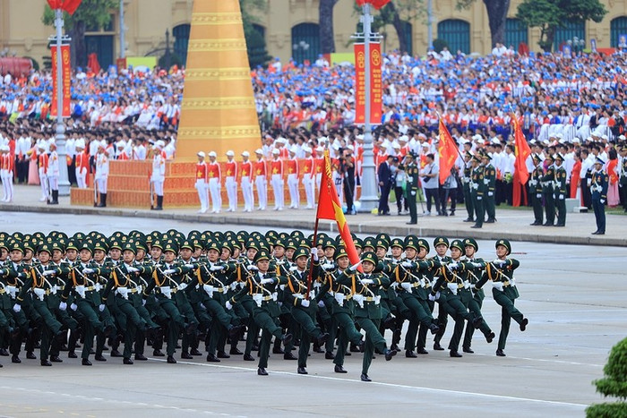 Thực hiện tốt mục tiêu xây dựng Quân đội nhân dân cách mạng, chính quy, tinh nhuệ, hiện đại, sẵn sàng nhận và hoàn thành xuất sắc mọi nhiệm vụ mà Đảng và nhân dân giao phó. Thực hiện tốt mục tiêu xây dựng Quân đội nhân dân cách mạng, chính quy, tinh nhuệ, hiện đại, sẵn sàng nhận và hoàn thành xuất sắc mọi nhiệm vụ mà Đảng và nhân dân giao phó.