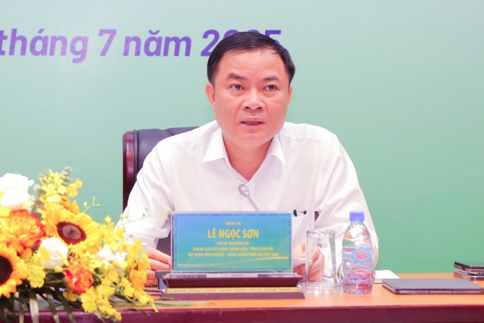 Tổng Giám đốc Petrovietnam Lê Ngọc Sơn yêu cầu các ban chuyên môn, các đơn vị tập trung cao độ hoàn thành và vượt kế hoạch các chỉ tiêu đề ra. anh-4-31.jpg