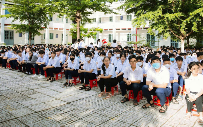 Ảnh minh họa do tác giả cung cấp. tu-van-hoc-sinh-chon-to-hop.jpg