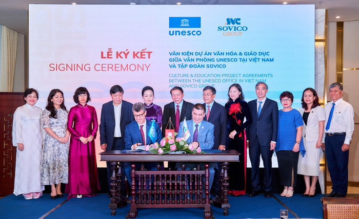 Lễ ký kết hợp tác của UNESCO và SOVICO triển khai dự án Xây dựng Trường học Hạnh phúc tại Việt Nam. 1-63.jpg