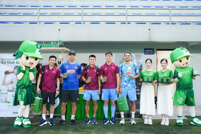 Herbalife Việt Nam luôn đồng hành cùng bóng đá Việt Nam lan tỏa tầm quan trọng của việc áp dụng chế độ dinh dưỡng khoa học.