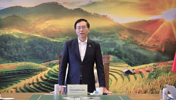 Ông Trần Quang Dũng - Phó Bí thư Thường trực Đảng ủy Petrovietnam khẳng định cam kết của Petrovietnam không dừng lại ở việc đầu tư trang thiết bị, mà quan trọng hơn là làm “sống” các phòng STEM trong quá trình dạy và học.