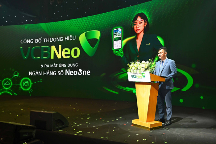Ông Nguyễn Anh Tuấn - Tổng Giám đốc VCBNeo phát biểu tại sự kiện. 20250517-le-ra-mat-vcbneo-4.jpg