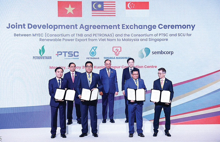 Petrovietnam cùng Sembcorp và Liên danh Năng lượng Malaysia thiết lập hợp tác chiến lược về điện tái tạo xuyên biên giới. anh-4.jpg