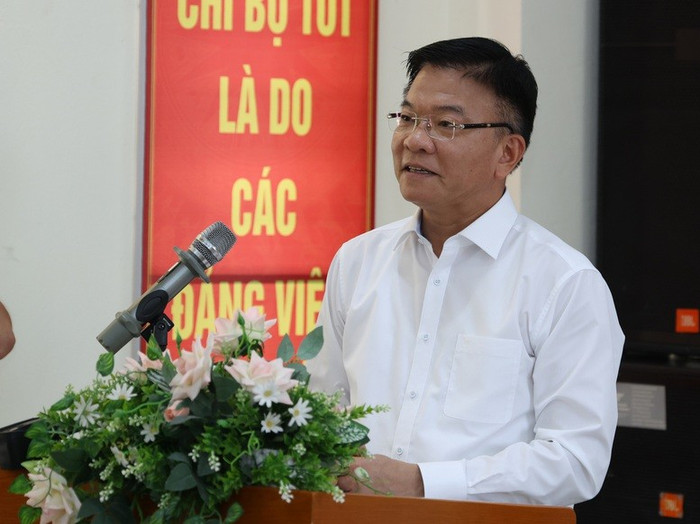 Phó Thủ tướng mong muốn mỗi người chung tay, đề cao trách nhiệm, phối hợp chặt chẽ để kỳ thi diễn ra thành công, an toàn, chất lượng. Ảnh: VGP/Đức Tuân Phó Thủ tướng mong muốn mỗi người chung tay, đề cao trách nhiệm, phối hợp chặt chẽ để kỳ thi diễn ra thành công, an toàn, chất lượng. Ảnh: VGP/Đức Tuân
