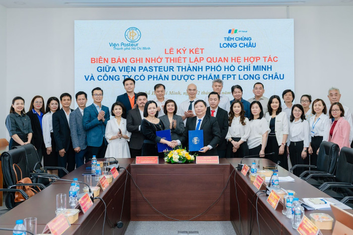 Hợp tác chiến lược giữa hệ thống Long Châu và Viện Pasteur Thành phố Hồ Chí Minh gia tăng mô hình phòng bệnh chặt chẽ, hiệu quả cho cộng đồng.