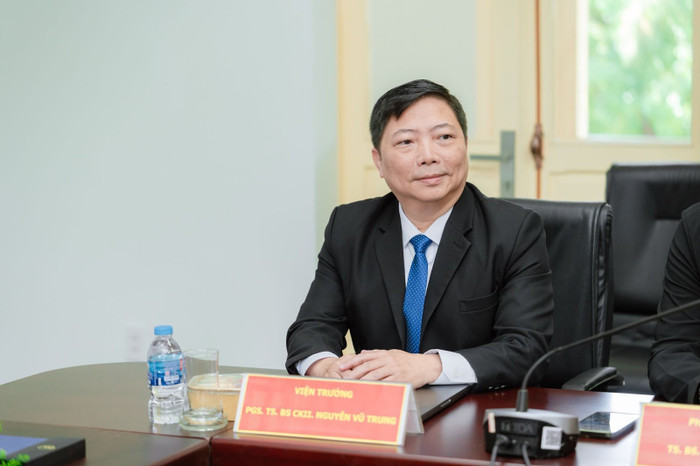 Phó Giáo sư, Tiến sĩ, Bác sĩ Chuyên khoa II Nguyễn Vũ Trung - Bí thư Đảng uỷ, Viện trưởng Viện Pasteur Thành phố Hồ Chí Minh kỳ vọng hai bên phát huy tối đa tiềm năng và kinh nghiệm y tế dự phòng, chung tay vì Việt Nam khỏe mạnh.