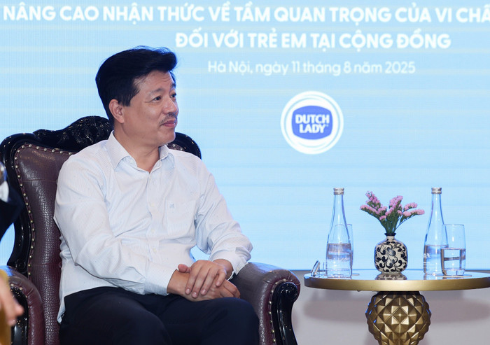 Ông Vũ Mạnh Cường, Giám đốc Trung tâm Truyền thông – Giáo dục Sức khỏe Trung ương, Bộ Y tế nhấn mạnh vai trò thiết yếu của vi chất dinh dưỡng trong phát triển toàn diện trẻ em Việt Nam. hinh-21-dai-dien-t5g-abeo3186.jpg