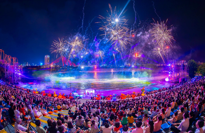 Show diễn sẽ duy trì lịch biểu diễn 5 đêm mỗi tuần. 4-34.jpg