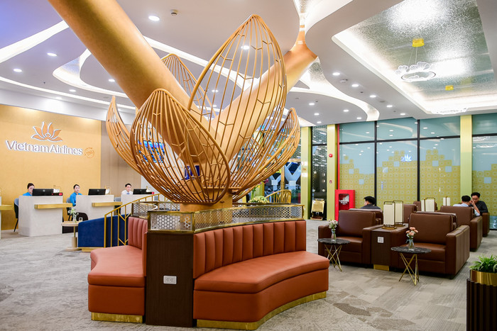 Không gian Check in Lounge được thiết kế theo tiêu chuẩn dịch vụ 5 sao của Vietnam Airlines. khong-gian-check-in-lounge-duoc-thiet-ke-theo-tieu-chuan-dich-vu-5-sao-cua-vietnam-airlines.jpg