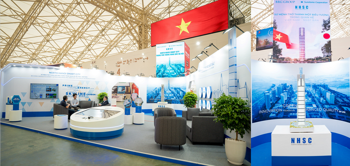Không gian trưng bày của Công ty Cổ phần Đầu tư & Phát triển Thành phố Thông minh Bắc Hà Nội (NHSC) và mô hình Tháp Tài chính 108 tầng. 02-khong-gian-trung-bay-cua-cong-ty-co-phan-dau-tu-phat-trien-thanh-pho-thong-minh-bac-ha-noi-nhsc-va-mo-hinh-thap-tai-chinh-108-tang.png