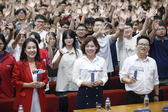 Giải thưởng lớn chưa từng có từ Nhà tài trợ độc quyền Techcombank hấp dẫn thí sinh. anh-2-giai-thuong-lon-chua-tung-co-tu-nha-tai-tro-doc-quyen-techcombank-hap-dan-thi-sinh.jpg