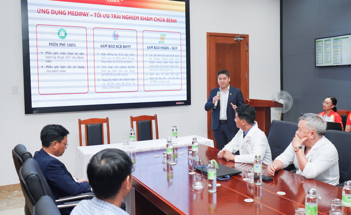 Hồ sơ bệnh án điện tử là một bước đi quan trọng trong lộ trình chuyển đổi số ngành y tế. hdbank2-1.jpg