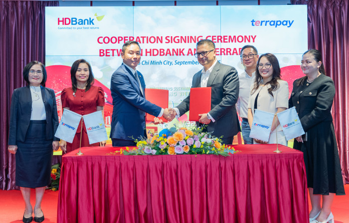 HDBank chính thức ký kết Biên bản ghi nhớ hợp tác (MOU) với TerraPay. pia01579.jpg