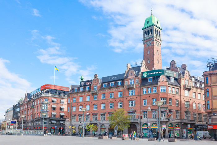 Quảng trường trung tâm và khu phố đi bộ Strøget - trái tim sôi động của Copenhagen với những công trình kiến trúc cổ điển và không gian mua sắm hiện đại. (Ảnh: Hải An) quang-truong-trung-tam-va-khu-pho-di-bo-strget-trai-tim-soi-dong-cua-copenhagen-voi-nhung-cong-trinh-kien-truc-co-dien-va-khong-gian-mua-sam-hien-dai-anh-hai-an.jpg
