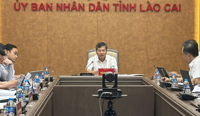 Ông Ngô Hạnh Phúc - Phó Chủ tịch Ủy ban nhân dân tỉnh Lào Cai chủ trì và kết luận buổi làm việc Ông Ngô Hạnh Phúc - Phó Chủ tịch Ủy ban nhân dân tỉnh Lào Cai chủ trì và kết luận buổi làm việc