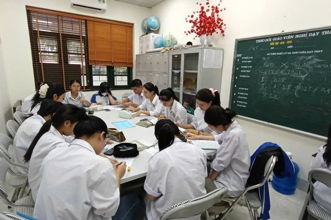 Bắc Ninh: Thi tốt nghiệp THPT, có trường chỉ 28/679 học sinh đăng ký môn tổ hợp khoa học tự nhiên