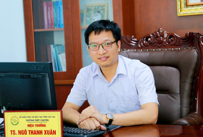 Tiến sĩ Ngô Thanh Xuân - Hiệu trưởng Trường Trung học phổ thông chuyên Lào Cai (tỉnh Lào Cai). Ảnh: NVCC. thay-ngo-thanh-xuan.jpg
