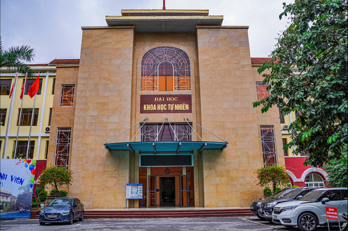 Trường Đại học Khoa học Tự nhiên - Đại học Quốc gia Hà Nội tọa lạc tại số 334 Nguyễn Trãi, Thanh Xuân, Hà Nội. Ảnh minh họa: VNU. cong-truong-website-vnu.png