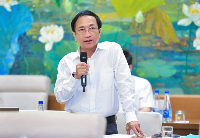 Tiến sĩ Hoàng Ngọc Vinh - nguyên Vụ trưởng Vụ Giáo dục chuyên nghiệp, Bộ Giáo dục và Đào tạo. Ảnh: NVCC. Tiến sĩ Hoàng Ngọc Vinh - nguyên Vụ trưởng Vụ Giáo dục chuyên nghiệp, Bộ Giáo dục và Đào tạo. Ảnh: NVCC.