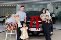 Chuyển sang dùng xe điện, thầy giáo mong lan toả lối sống xanh bảo vệ môi trường
