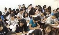 Có tăng lương giáo viên cũng khó hạn chế dạy thêm học sinh chính khóa hiện nay