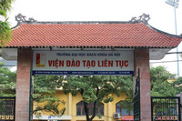 Ngân hàng liên hệ mở thẻ, SV lo lộ thông tin, Viện ĐTLT ĐH Bách Khoa nói gì?
