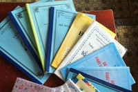 Bộ đã giảm nhiều hồ sơ, vì sao giáo viên vẫn “than” nhiều sổ sách nhiêu khê?