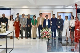 Mãn nhãn với không gian triển lãm "Giảng viên - Nhà Sáng tạo Nghệ thuật "