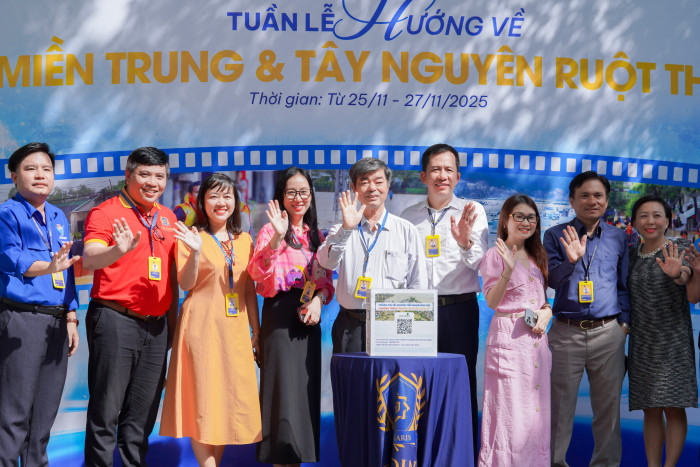 Nhằm chung tay san sẻ khó khăn cùng những người dân bị ảnh hưởng nặng nề bởi thiên tai, Trường Đại học Gia Định phát động tuần lễ Hướng về miền Trung và Tây Nguyên ruột thịt. Ảnh: NTCC.