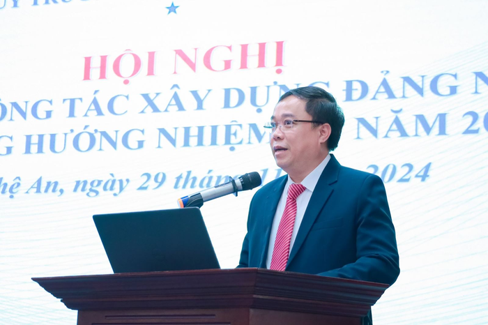 Tiến sĩ Nguyễn Đình Tường – Bí thư Đảng ủy, Trường Đại học Nghệ An. Ảnh: Website nhà trường.