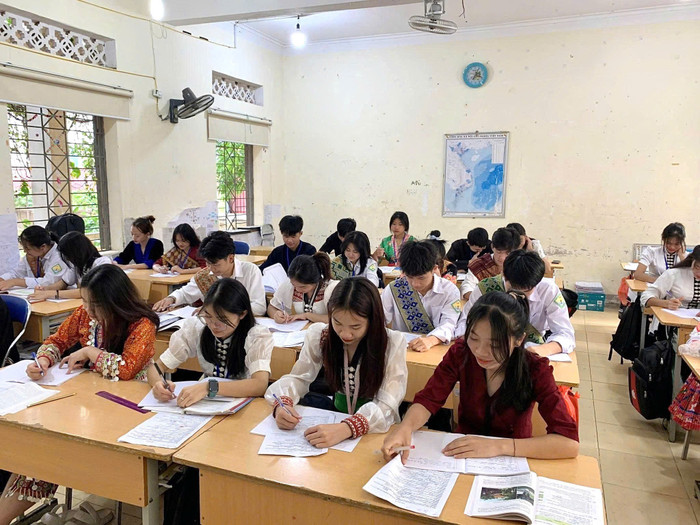 Học sinh Trường Phổ thông dân tộc nội trú Trung học phổ thông huyện Điện Biên (thành phố Điện Biên Phủ, tỉnh Điện Biên). Ảnh: Website nhà trường. z6666508039209-178f4a73a595c6bfa157fc07c490a569.jpg