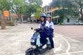 Quà mùa hè cho học sinh gọi tên VinFast Amio: Nhỏ gọn, dễ lái, không cần bằng