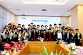 Trao bằng tốt nghiệp cho 32 tân Thạc sĩ Điều hành Quản trị Kinh doanh Quốc tế PGSM 2025