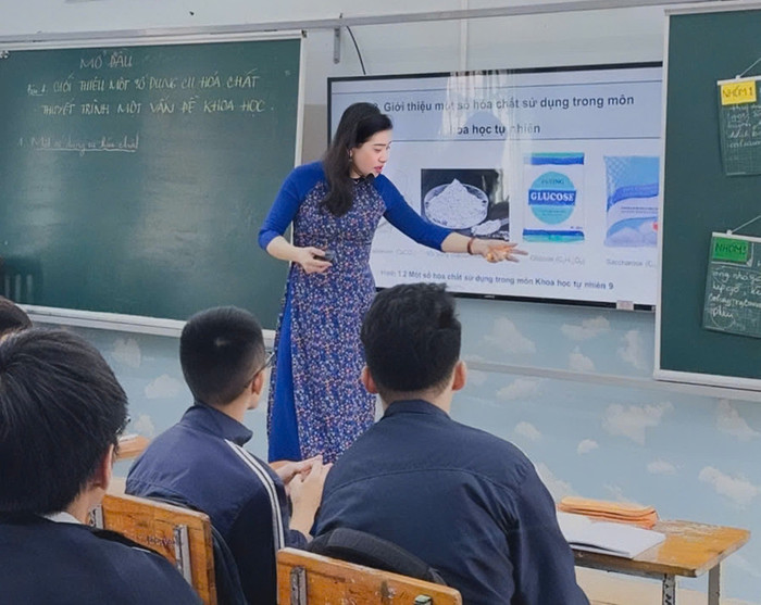 Cô Thu Huyền đã có 24 năm gắn bó với nghề giáo. Ảnh: NVCC. co-nguyen-thi-thu-huyen.jpg