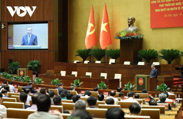 Tổng Bí thư Tô Lâm nhấn mạnh các Nghị quyết số 57, 59, 66, 68 là "Bộ tứ trụ cột” để giúp đất nước cất cánh Tổng Bí thư Tô Lâm nhấn mạnh các Nghị quyết số 57, 59, 66, 68 là "Bộ tứ trụ cột” để giúp đất nước cất cánh